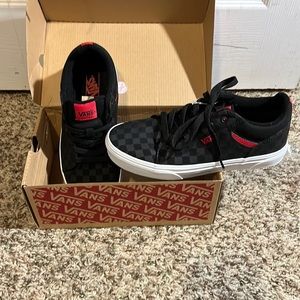 Boy’s Vans Seldan Checkerboard Size 5